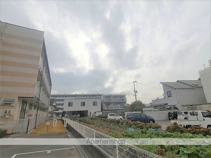 レオパレスカメリア[1K/20.28m2]の外観2