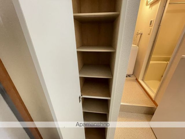 レオパレスグランTRNIIの内装写真