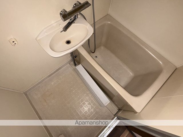 テラスハウス松田の内装写真
