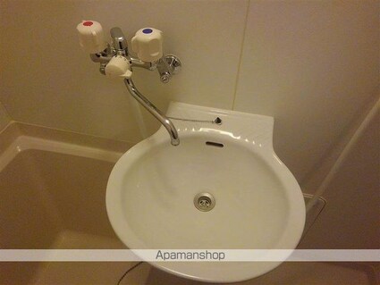 レオパレス英俊[1K/28.02m2]の洗面所