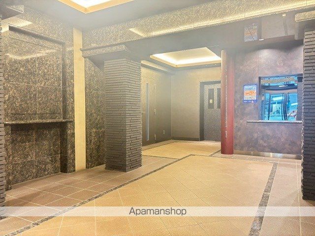 レジディア木場の玄関写真