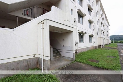 ビレッジハウス楠Ⅱ１号棟[2LDK/53.08m2]の外観3