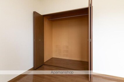 フォブール屋島東[2LDK/52.17m2]の収納