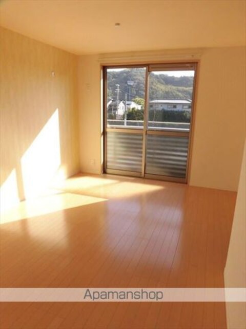 和歌山県和歌山市内原[2LDK/65.99m2]のリビング・居間