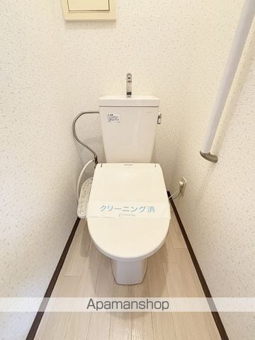 ディオールIIの内装写真