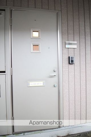フォーシーズンズ春の玄関写真