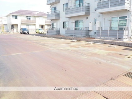 ベル・ネージュＡ[1LDK/45.48m2]の駐車場