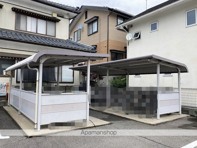 プラシードの外観写真