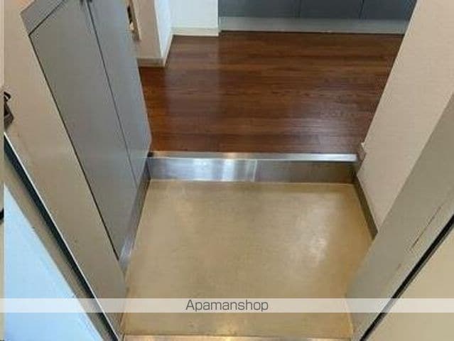 クリスタルハイツの内装写真
