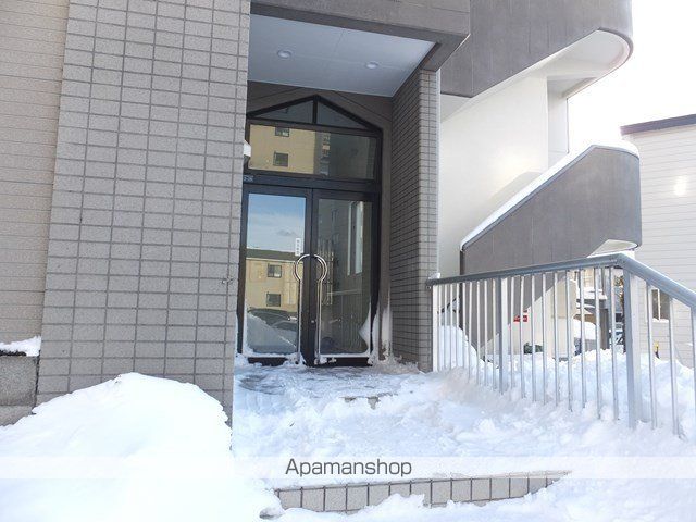 OMレジデンス北郷8条の外観写真