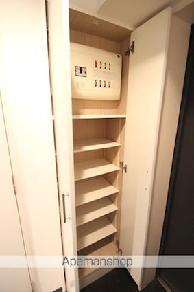 メインステージ神田駅前[1K/23.64m2]の収納