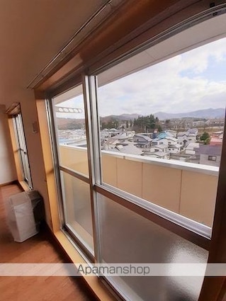 スプリングロードＡｋａｓａｋａ[1LDK/59.58m2]のバルコニー