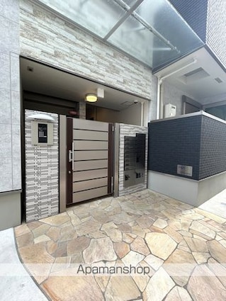 フジパレス日根野駅南Ⅱ番館[1LDK/38.08m2]のエントランス1