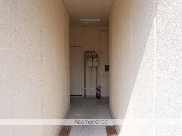 山陰本線 鳥取駅 徒歩38分 3階建 築54年の玄関写真