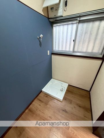 平塚市 2階建 築50年の内装写真
