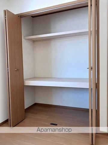 ファー イーストの内装写真