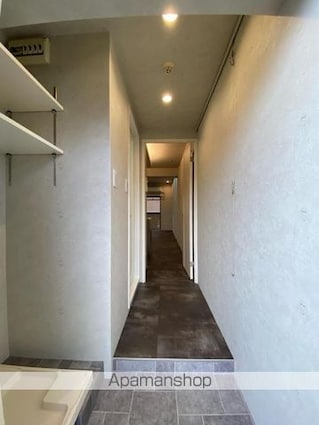 ダイアパレス築地３０４号[1R/24.16m2]の玄関