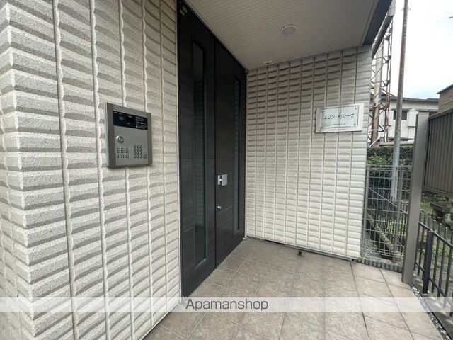 メゾンドレーヴの玄関写真