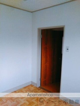 愛媛県松山市石手４丁目[2LDK/47m2]の内装2