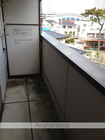ジョイフルの内装写真