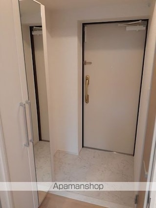 Ｇｌａｎｚ（グランツ）[1LDK/37.1m2]の玄関