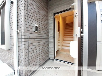 ニューシティ大町Ⅲ[1LDK/43.32m2]の玄関