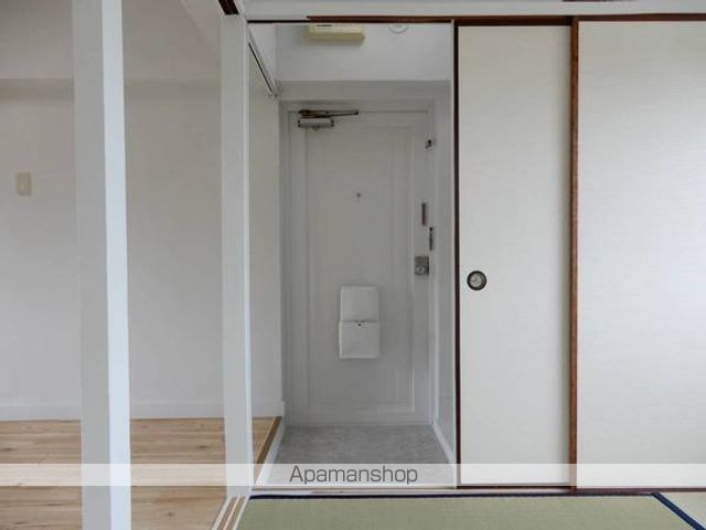 ビレッジハウス鳥居本２号棟[2K/33.54m2]の玄関