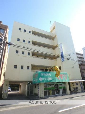 トヤマ薬品ビルの内装写真