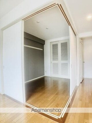 グリーンヒルズ目白[2LDK/56.93m2]のリビング・居間3