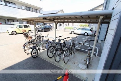 香川県高松市上天神町[2LDK/54.65m2]の共用部1