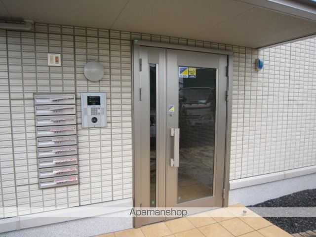 ディアコートの玄関写真