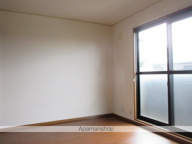 ロイヤルガーデン北屋敷IIの内装写真
