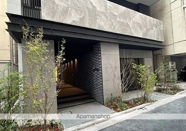 クロスレジデンス日本橋本町の玄関写真