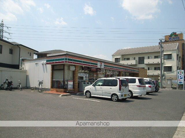 ハイツＮＩＮＯＷＡＲＩ　Ａ棟[2LDK/53.61m2]の周辺8