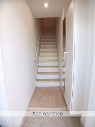 ナチュラルプラス[2LDK/55.86m2]の玄関