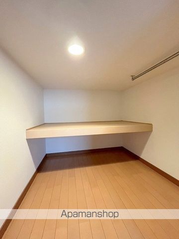 オーシャンハイツ五番館の内装写真