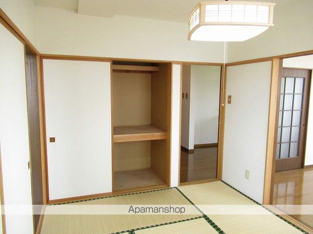 フェザーハイツの内装写真