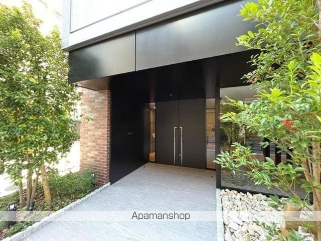 パークアクシス上野EASTの玄関写真