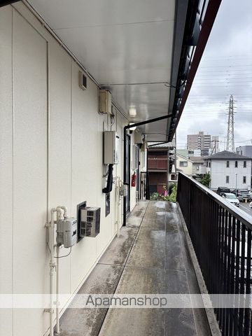 すみれハイツの玄関写真