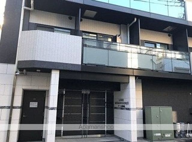 ロアール武蔵新城の玄関写真
