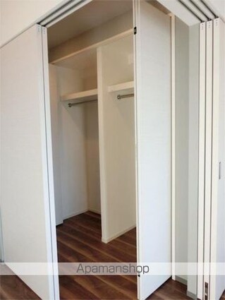 ＺＯＯＭ新宿西落合[2K/30.42m2]の収納