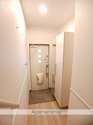 和歌山県岩出市山[2LDK/58.6m2]の玄関