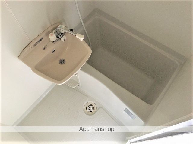 レオパレスK&Hの内装写真