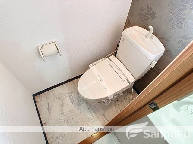 ノイシュロス久万ノ台の内装写真