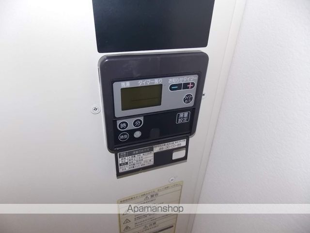 リバーサイド名塚の内装写真