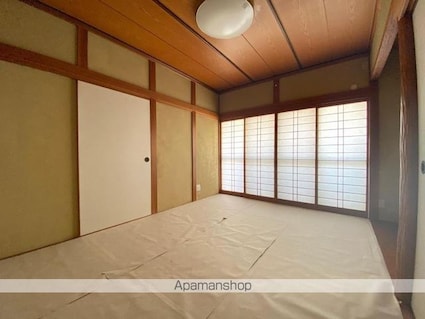 上林伏石町借家[3SDK/75.34m2]の内装1