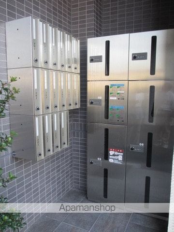 パレスIIの玄関写真