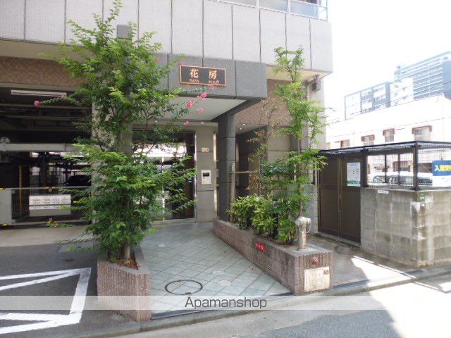 マンション花房の玄関写真