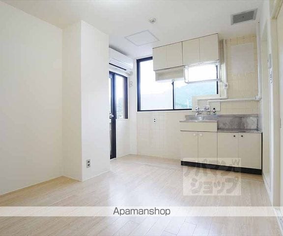 岩倉中大鷺町マンションの内装写真
