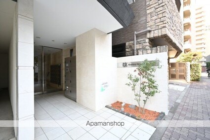 ＡｚａｌｅａＨｏｕｓｅ練馬[2DK/61.74m2]のエントランス1